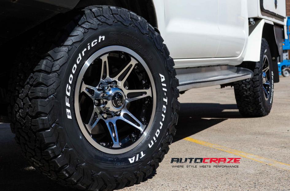 TOYOTA HILUX N80 4WD OX823 BLACK MACHINED FACE