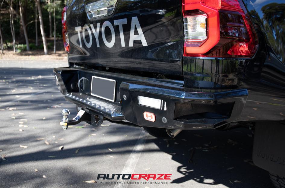 TOYOTA HILUX N80 4WD RAID MATTE BLACK