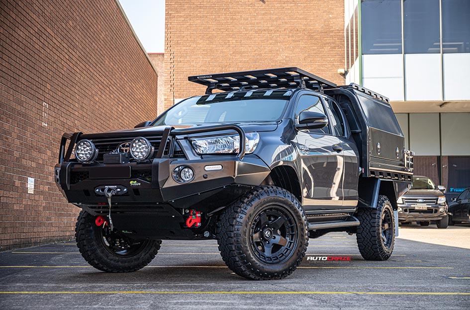 TOYOTA HILUX N80 4WD WARP SATIN BLACK