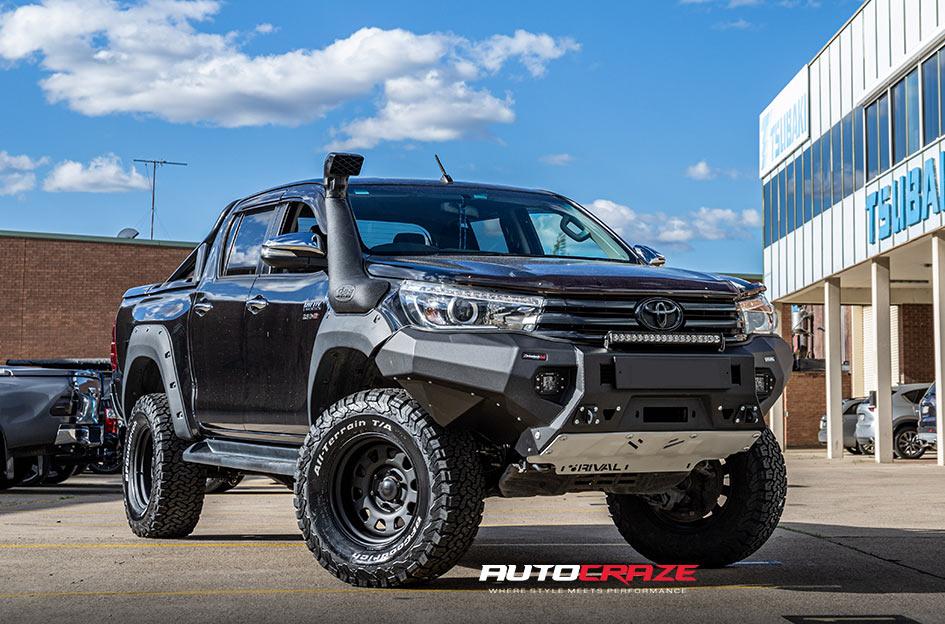 TOYOTA HILUX N80 4WD D HOLE BLACK