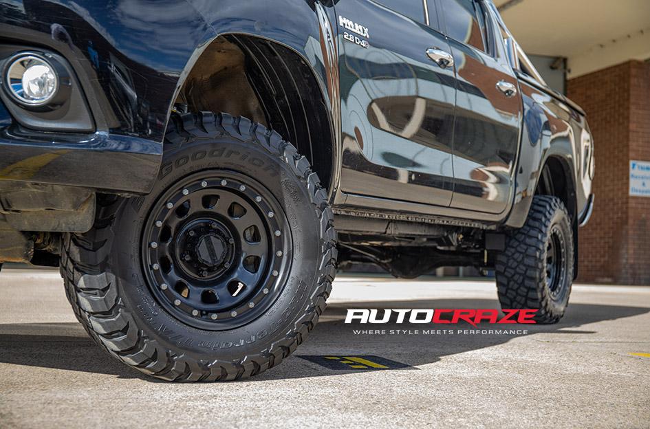 TOYOTA HILUX N80 4WD D LOCKER BLACK