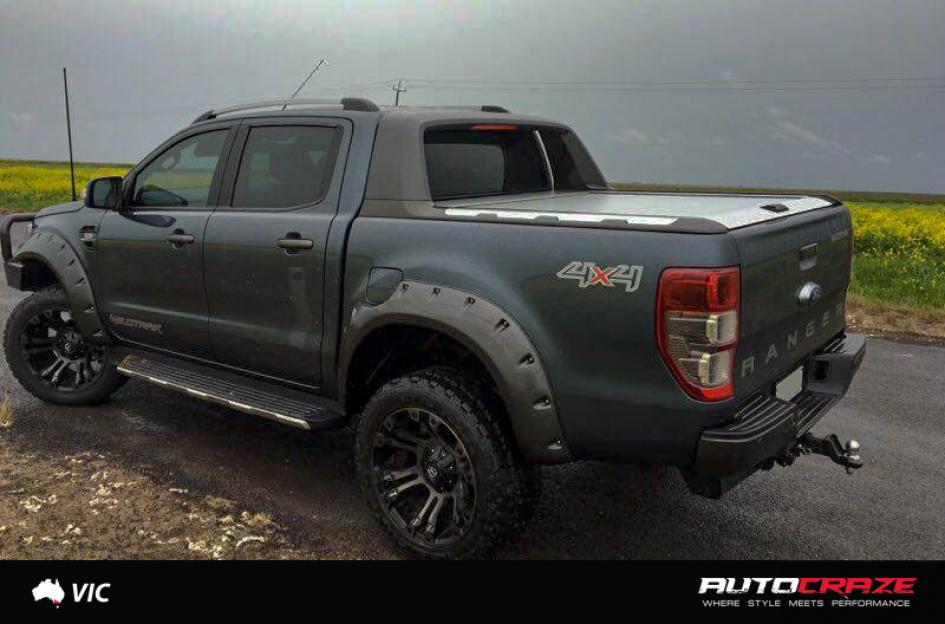 FORD-RANGER-VAPOR-BLACK-MACHINED-WITH-DARK-TINT-5