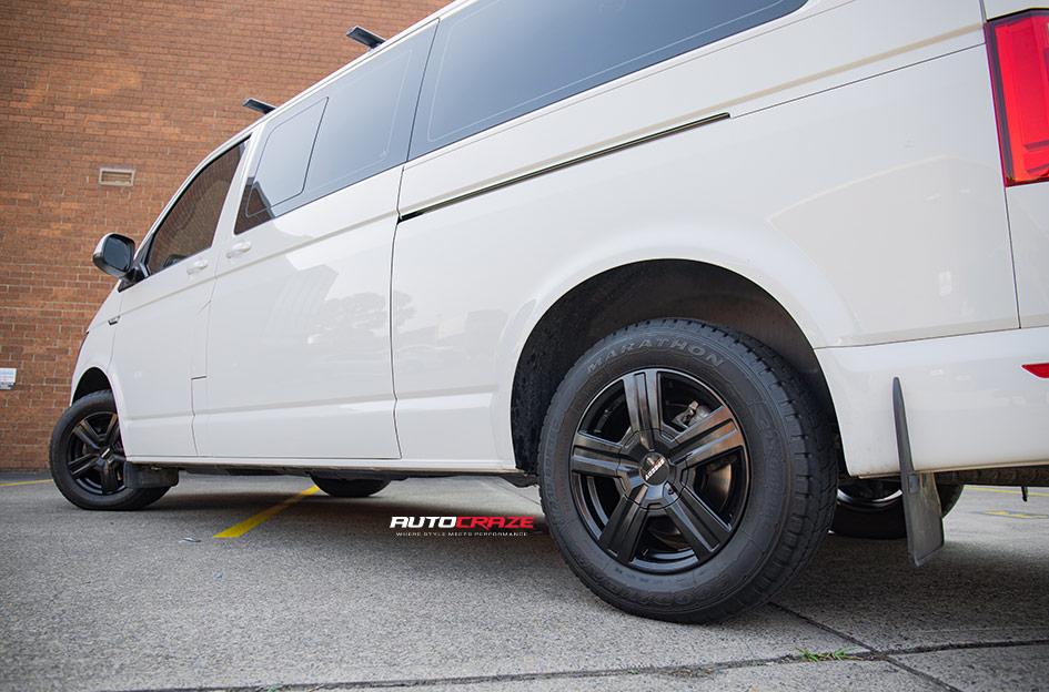 VOLKSWAGEN CARAVELLE LIBERATOR SATIN BLACK