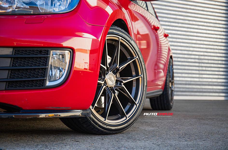 VOLKSWAGEN-GOLF-TOXIN-DUAL-BRONZE