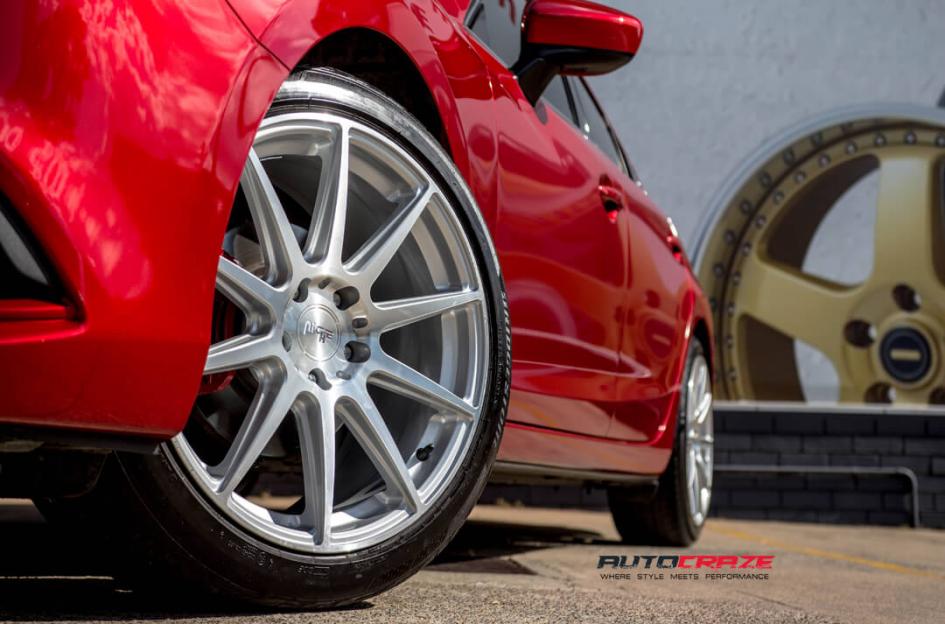 MAZDA-6-ESSEN-SILVER-MACHINED-FACE