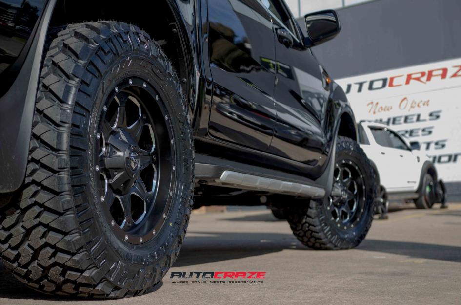 FORD RANGER BOOST GLOSS BLACK MILLED ACCENTS 3