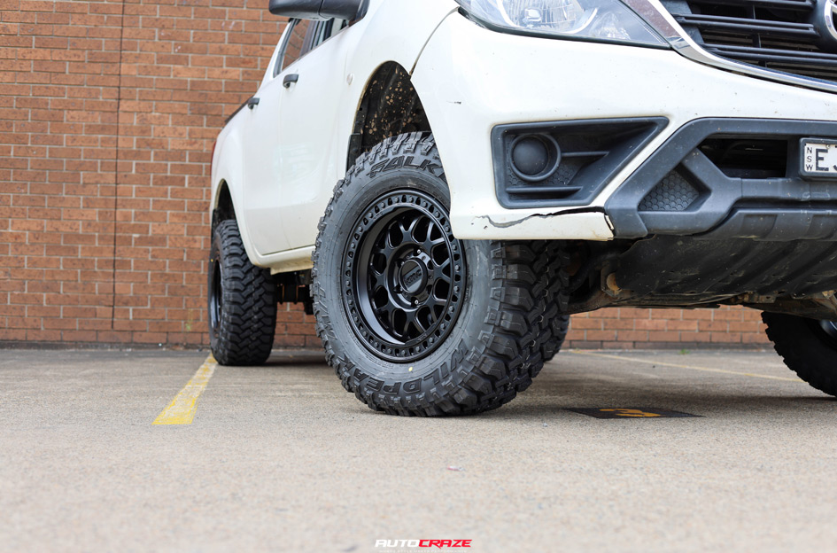 MAZDA BT-50 KMC GRS SATIN BLACK