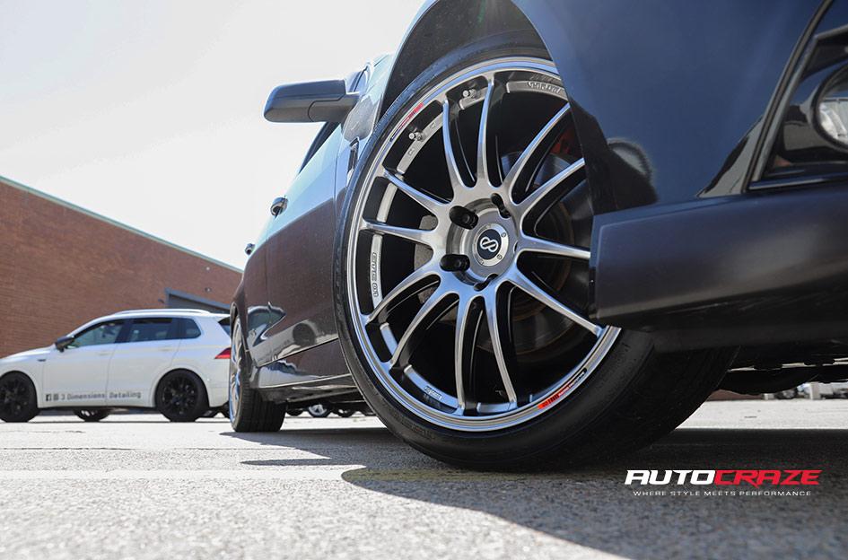 HOLDEN-COMMODORE-GTC01-HYPERBLACK