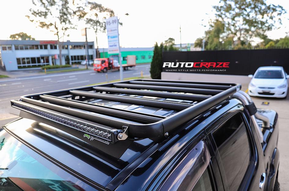 TOYOTA HILUX N70 4WD COVERT CANDY RED BLACK LIP