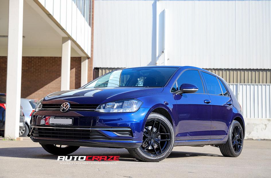 VOLKSWAGEN-GOLF-TARO-GLOSS-BLACK