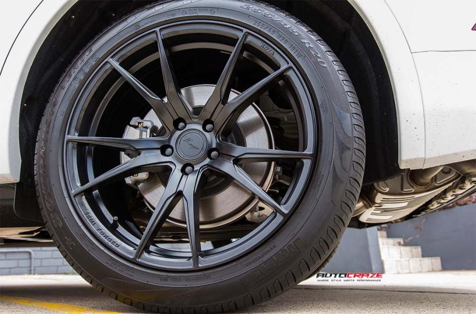 AUDI Q5 SF06 SATIN BLACK