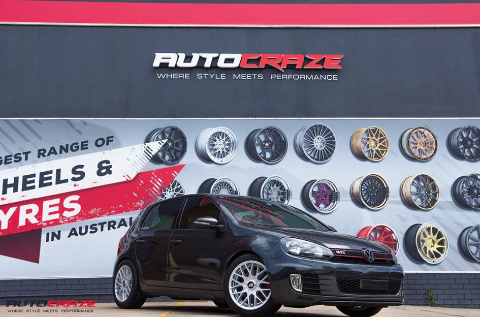 VOLKSWAGEN GOLF RSE SILVER