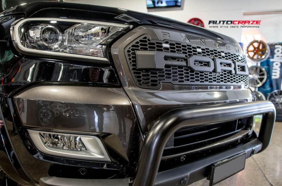 FORD RANGER ASSAULT GLOSS BLACK MILLED ACCENTS