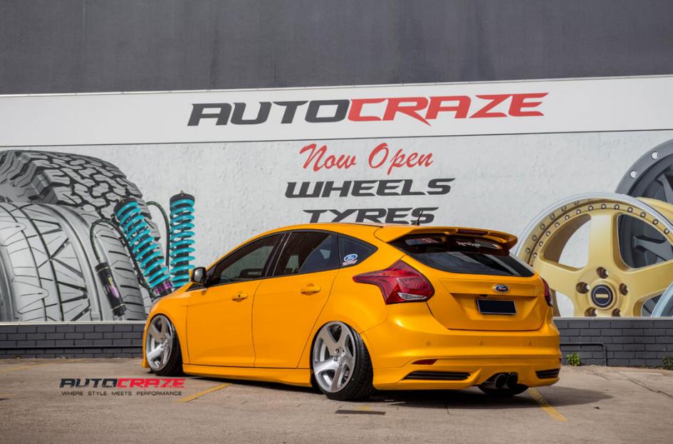 FORD FOCUS  5 STUD  TMB SILVER MACHINED FACE