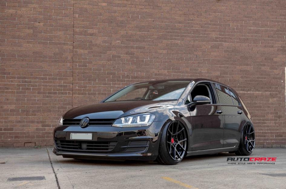 VOLKSWAGEN GOLF KPS MATTE BLACK 6