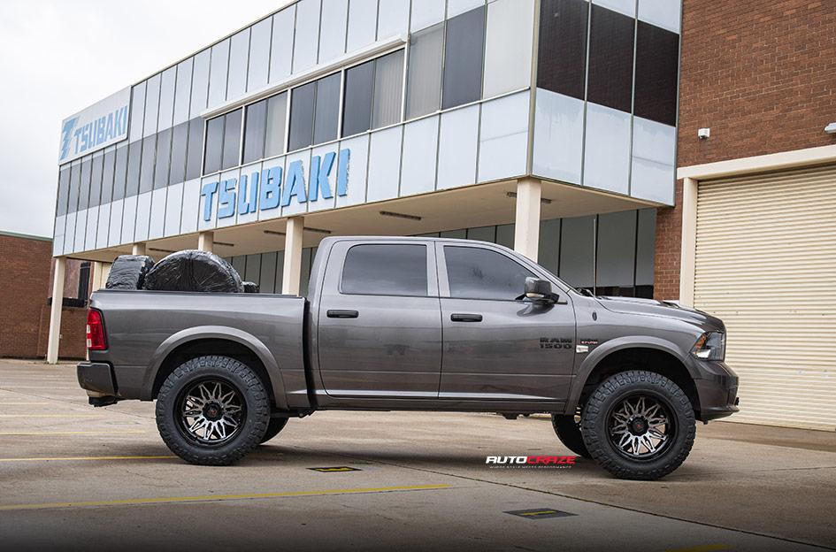DODGE-RAM-XD859-GUNNER-GLOSS-BLACK-MACHINED-GREY-TINT