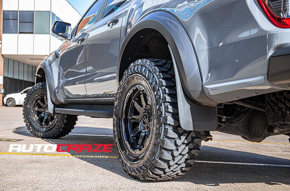FORD RANGER RAPTOR OCEANO GLOSS BLACK