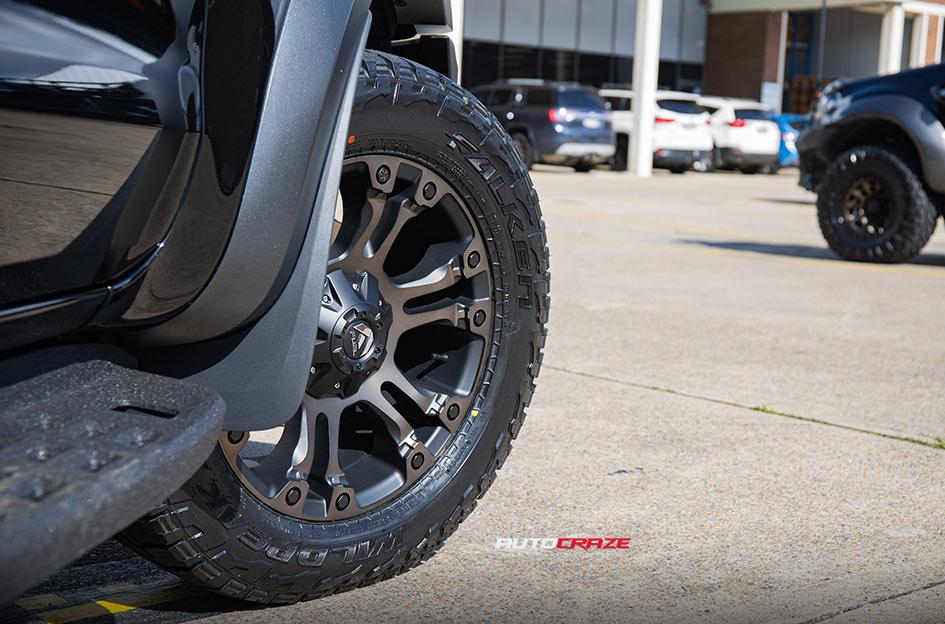 FORD-RANGER-RAPTOR-VAPOR-MATTE-BLACK-DOUBLE-DARK-TINT