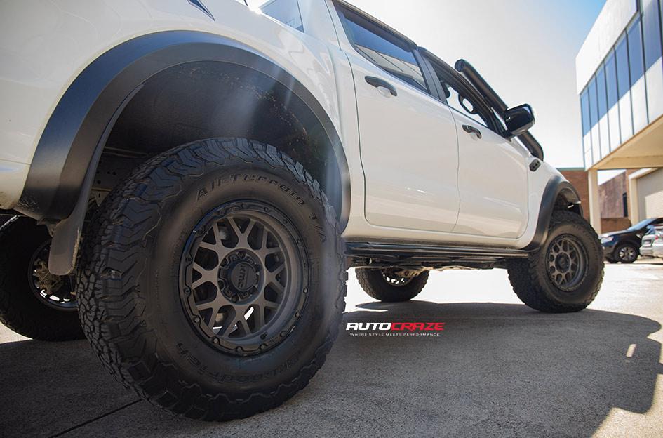 FORD RANGER RAPTOR GRENADE OR XD MATTE GREY MATTE BLACK LIP