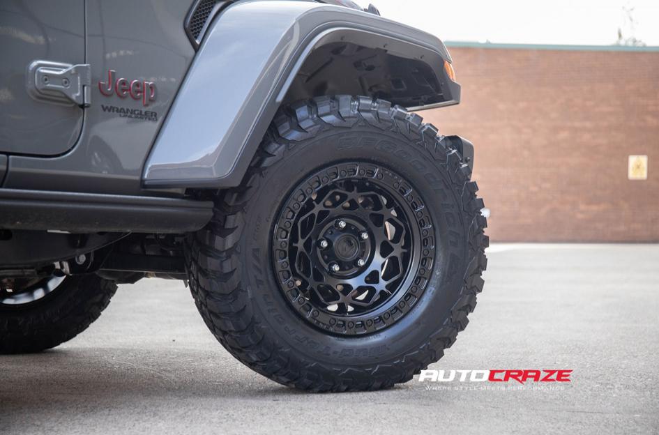 JEEP-WRANGLER-UNIT-MATTE-BLACK