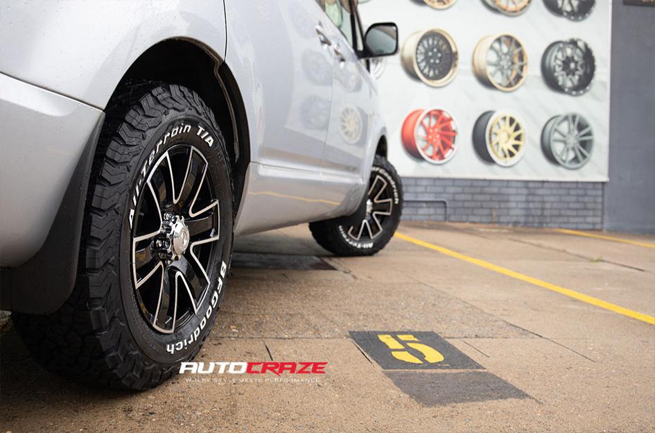 MITSUBISHI DELICA ROK SATIN BLACK PIPED