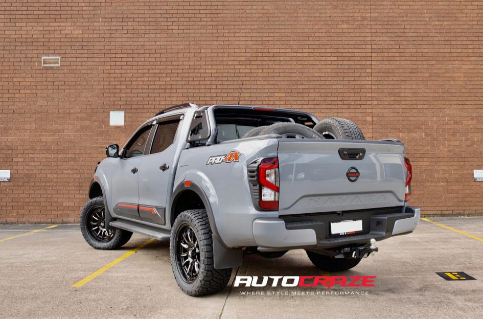 NISSAN NAVARA PHOENIX XD865 GLOSS BLACK MILLED
