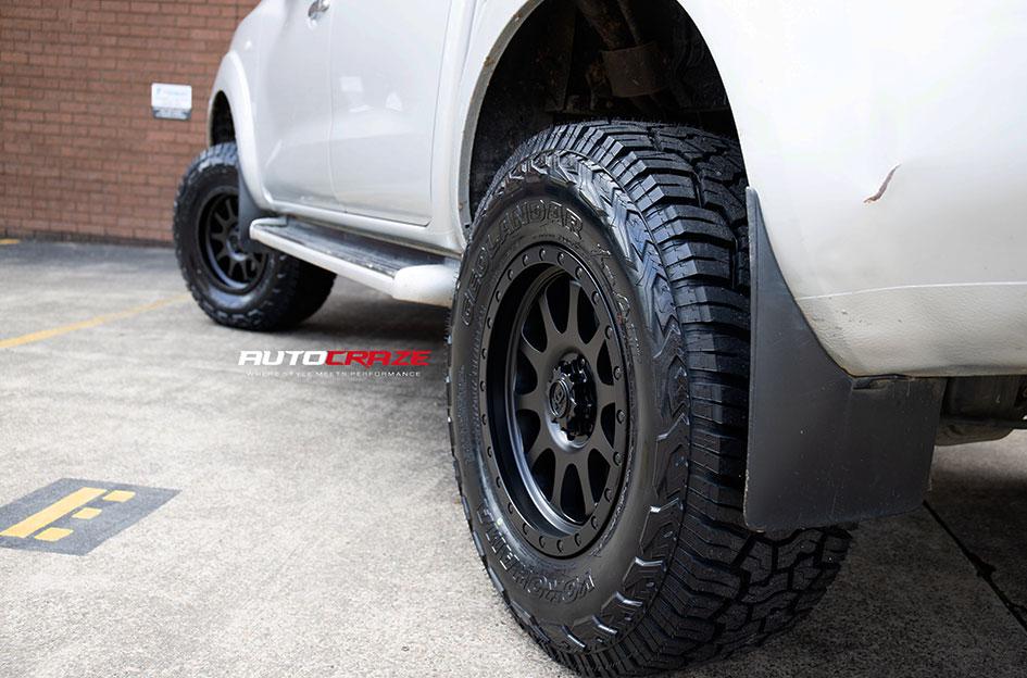 NISSAN NAVARA HURRICANE SATIN BLACK