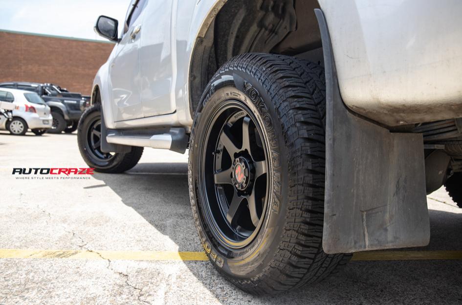 ISUZU DMAX PROSECUTOR MATTE BLACK