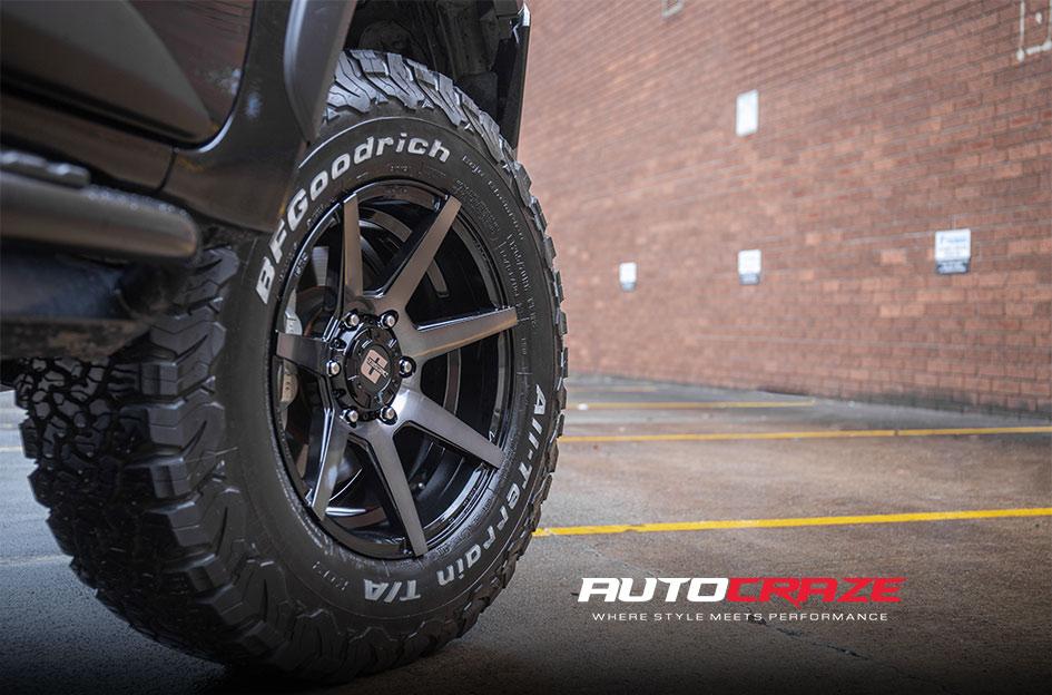 TOYOTA HILUX N80 RUGGED X AVALANCHE MATTE BLACK GREY FACE