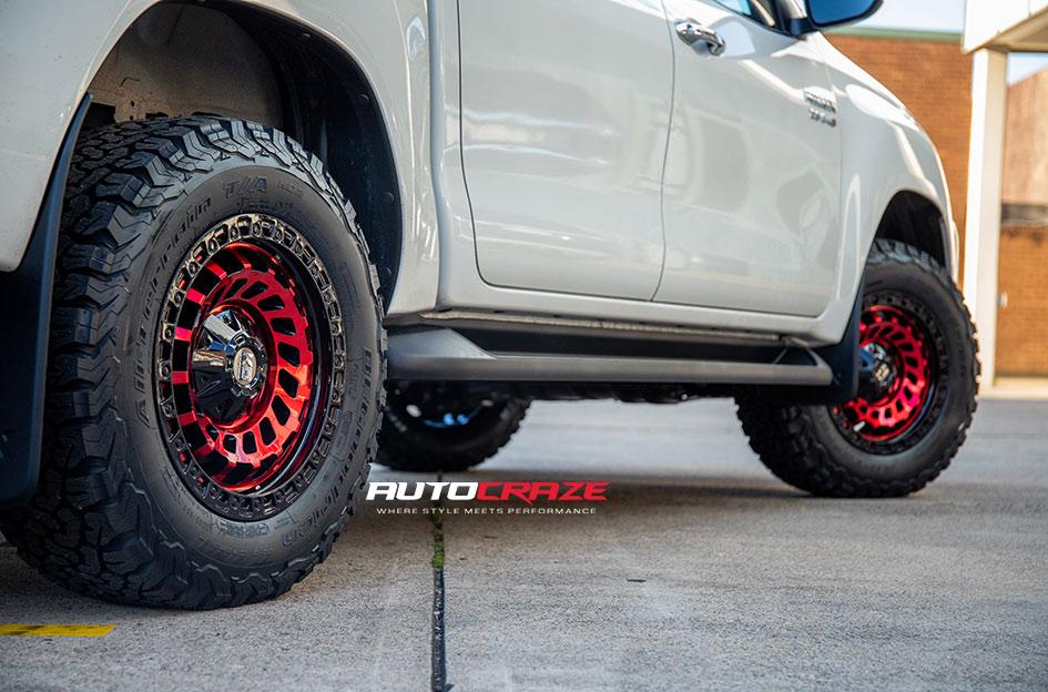 TOYOTA-HILUX-4WD-ZOMBIE-GLOSS-BLACK-MACHINED-RED