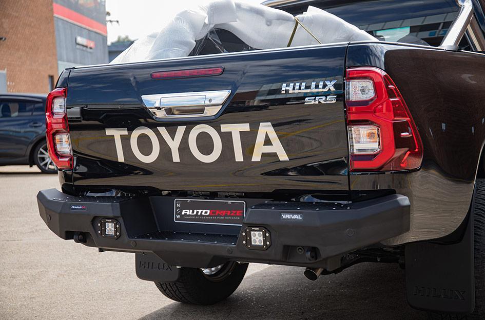 TOYOTA HILUX N80 4WD SABBATH BRONZE