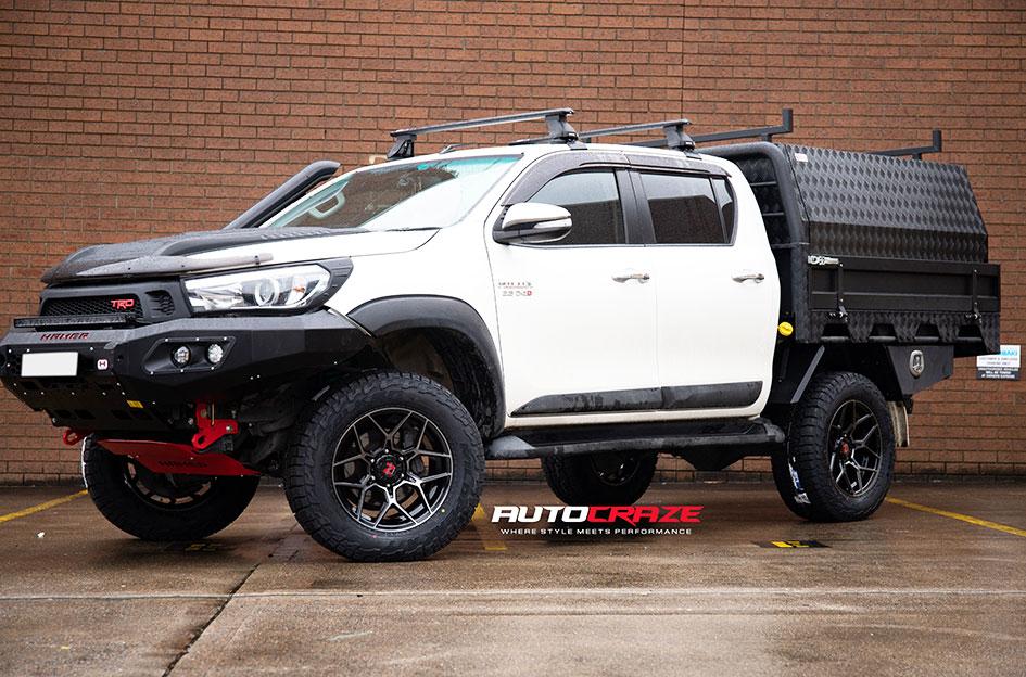 TOYOTA HILUX 4WD SABBATH HYPERBLACK
