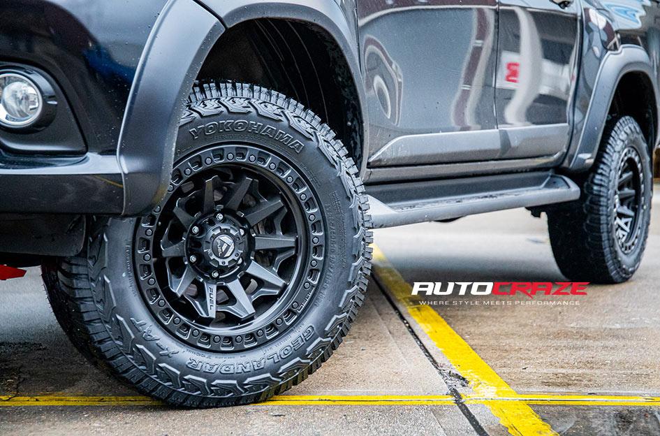 TOYOTA HILUX N80 4WD COVERT MATTE BLACK