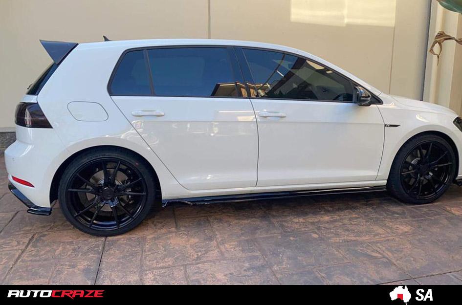 VOLKSWAGEN GOLF SF06 GLOSS BLACK