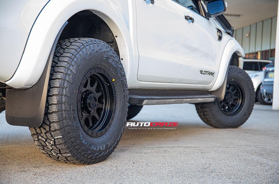 FORD RANGER HURRICANE SATIN BLACK