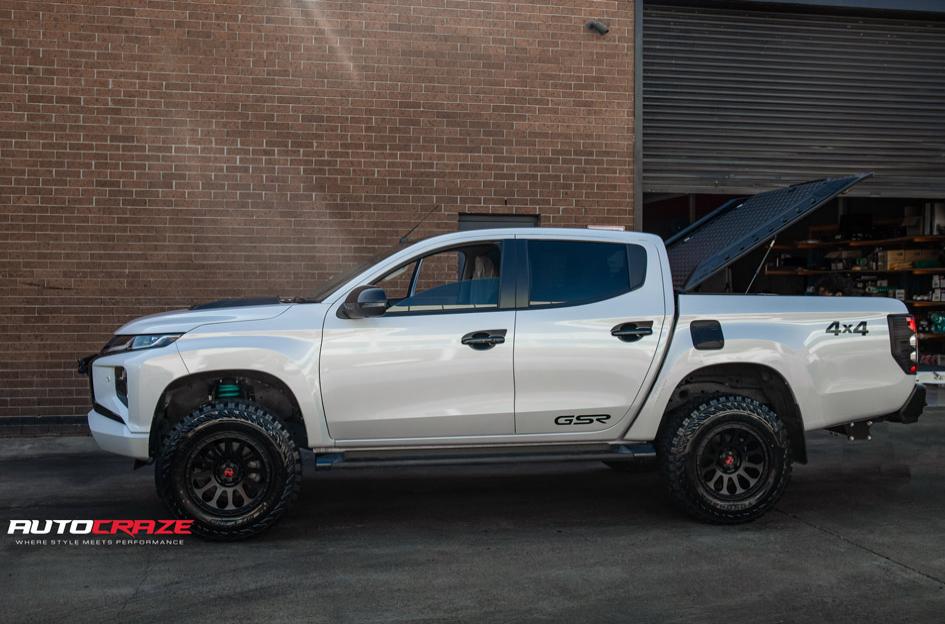 MITSUBISHI TRITON VICTIM MATTE BLACK