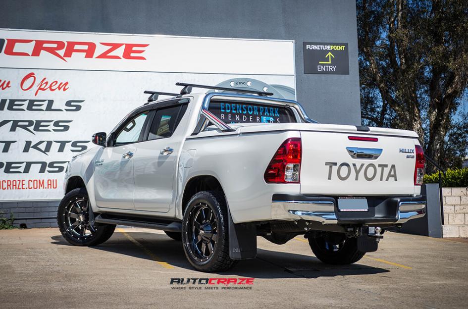 TOYOTA HILUX N80 4WD MO962 GLOSS BLACK