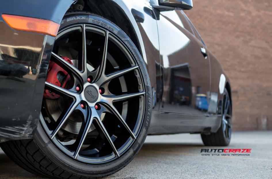 INFINITI-G35-TARGA-BLACK---MACHINED-WITH-DOUBLE-DARK-TINT