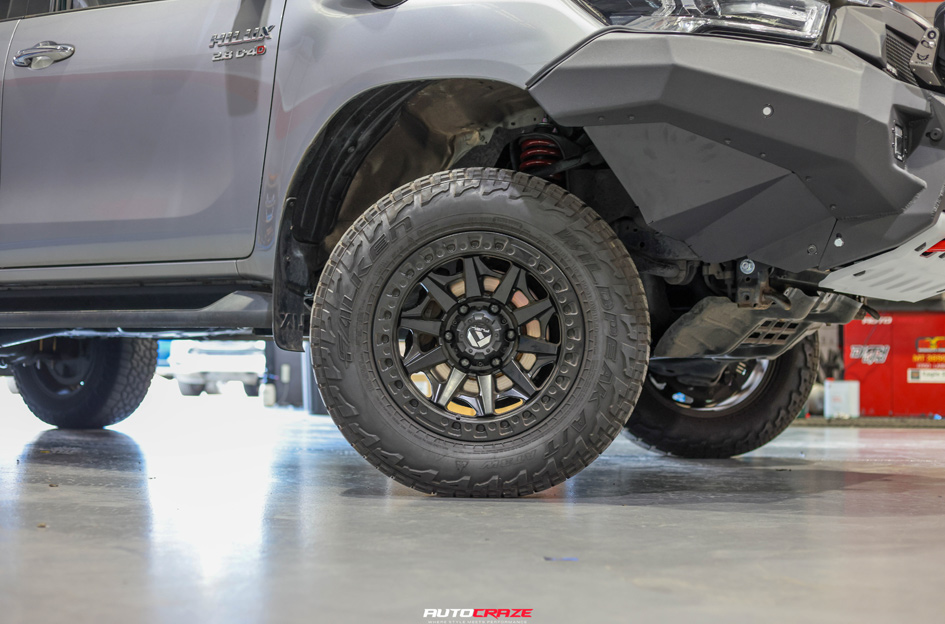 TOYOTA HILUX FUEL COVERT MATTE BLACK