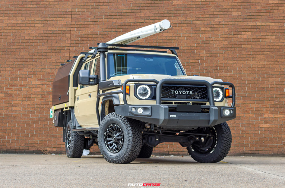 TOYOTA LAND CRUISER 79 SERIES ROH VAPOUR MATT BLACK W/ SILVER BOLTS