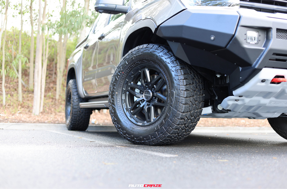 VOLKSWAGEN AMAROK NOMAD 232 SATIN BLACK