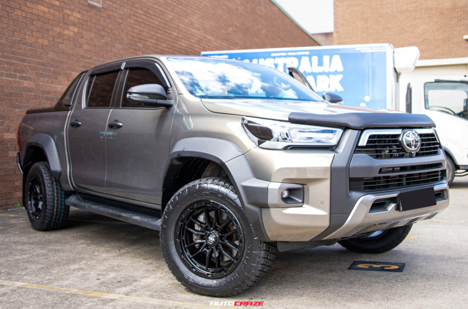 TOYOTA HILUX CSA RAZORBACK SATIN BLACK