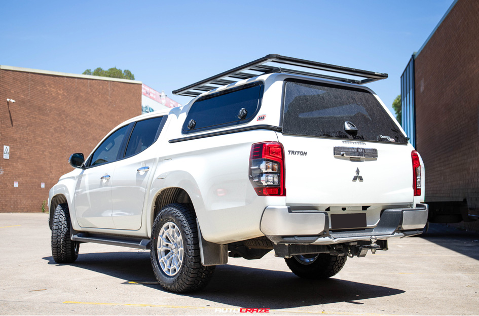 MITSUBISHI TRITON NOMAD N162 SILVER MACHINED FACE