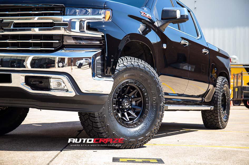CHEVROLET SILVERADO COVERT MATTE BLACK