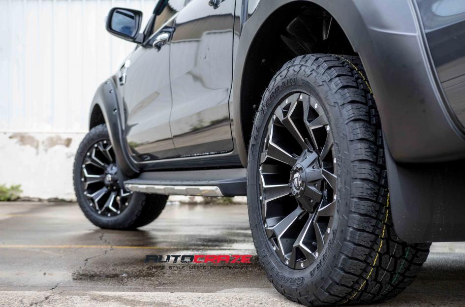FORD RANGER ASSAULT GLOSS BLACK MILLED ACCENTS