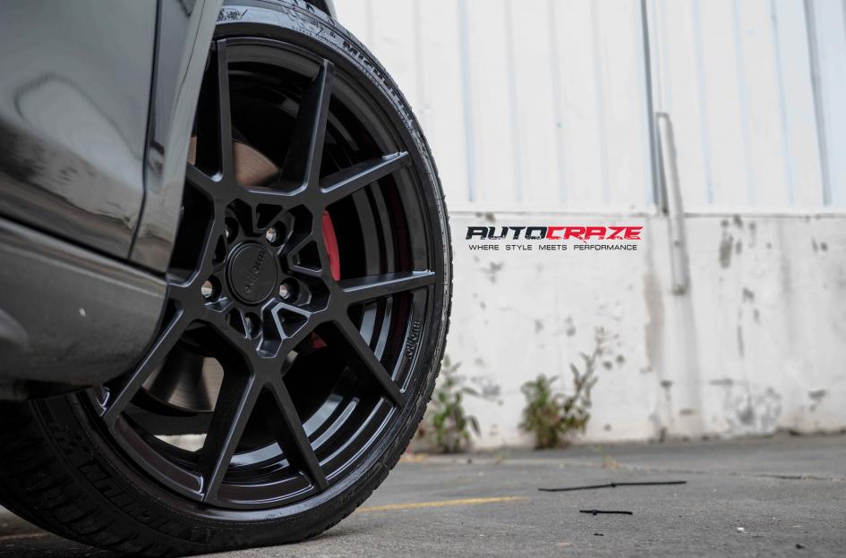 VOLKSWAGEN GOLF KPS MATTE BLACK 3