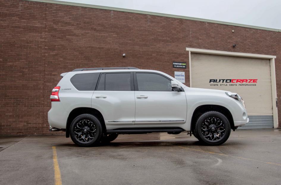 TOYOTA-PRADO-ASSAULT-GLOSS-BLACK-MILLED-ACCENTS-2