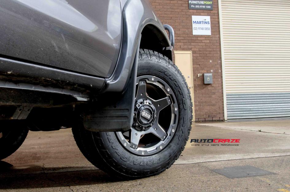 TOYOTA HILUX N70 4WD GD04 GRAPHITE WITH MILLED ACCENTS