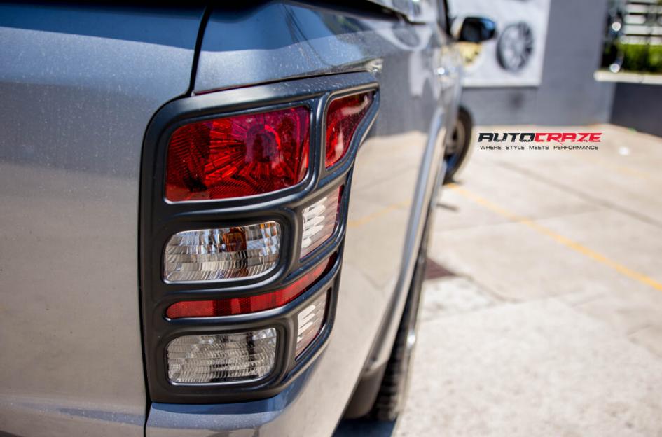 MITSUBISHI TRITON ANZA MATTE ANTHRACITE WITH BLACK RING