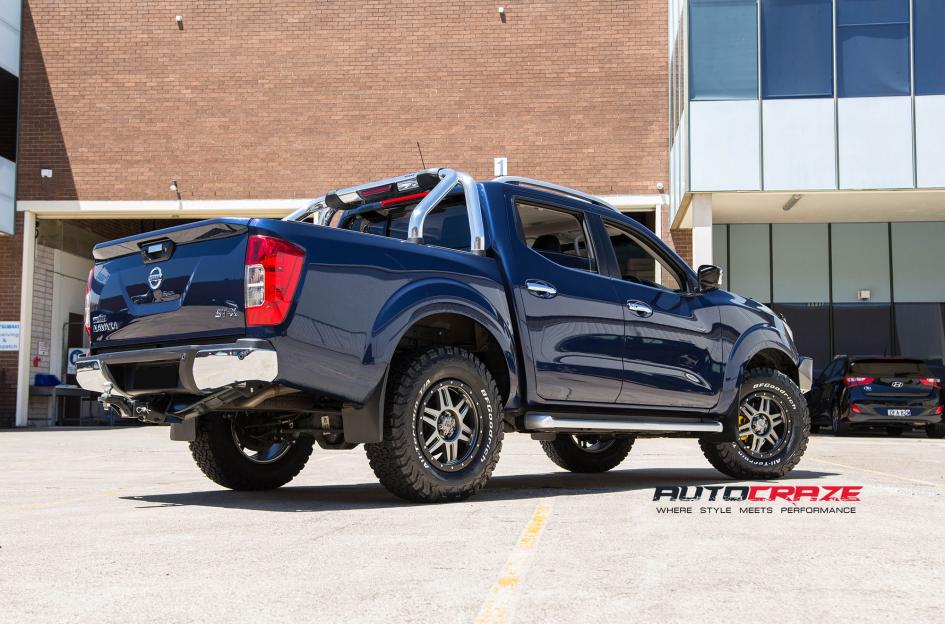 NISSAN-NAVARA-T